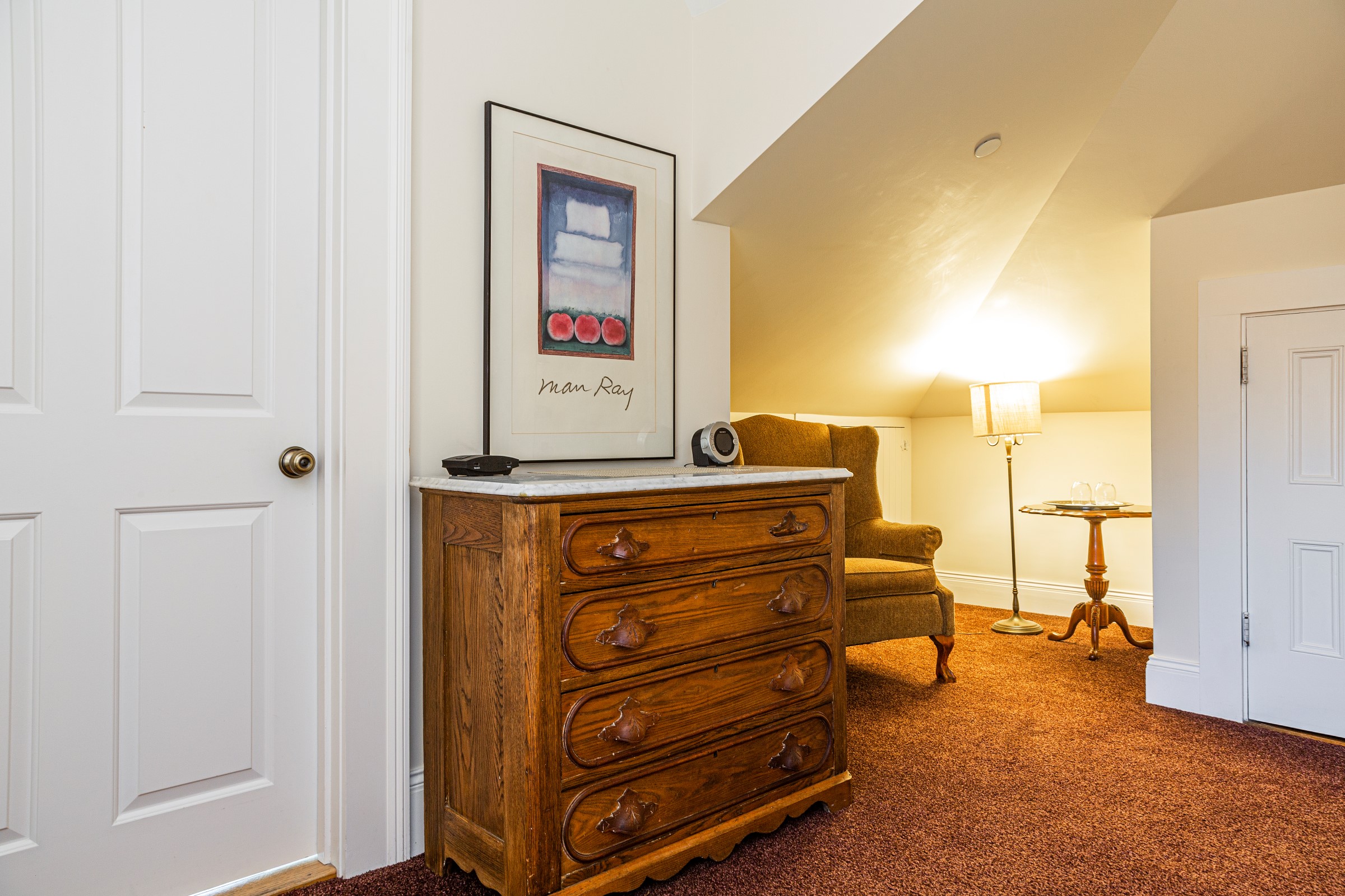 bar harbor guestroom